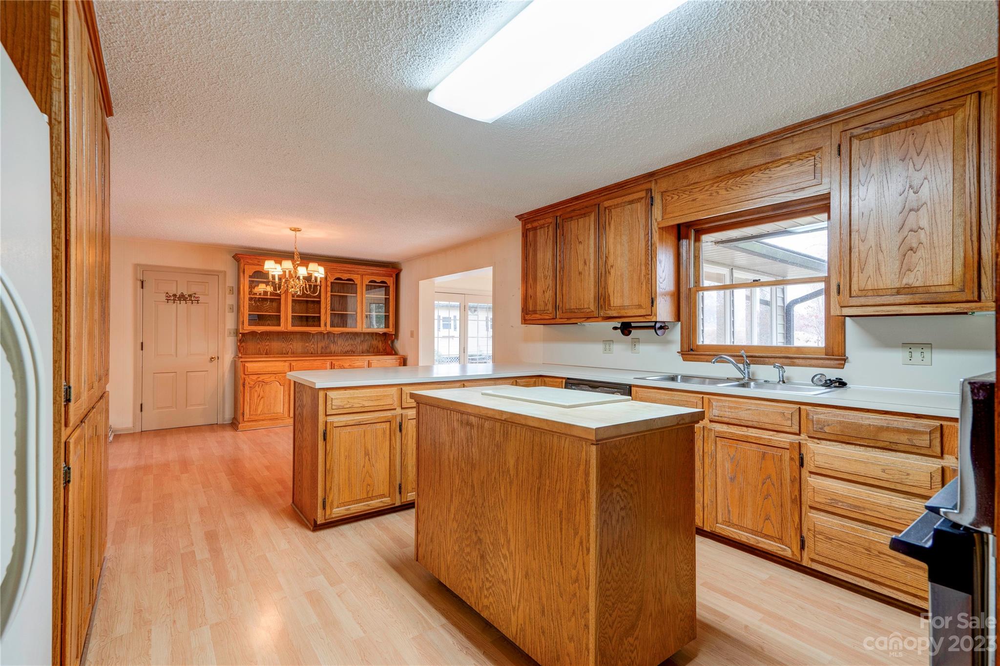 Country Club - Residential