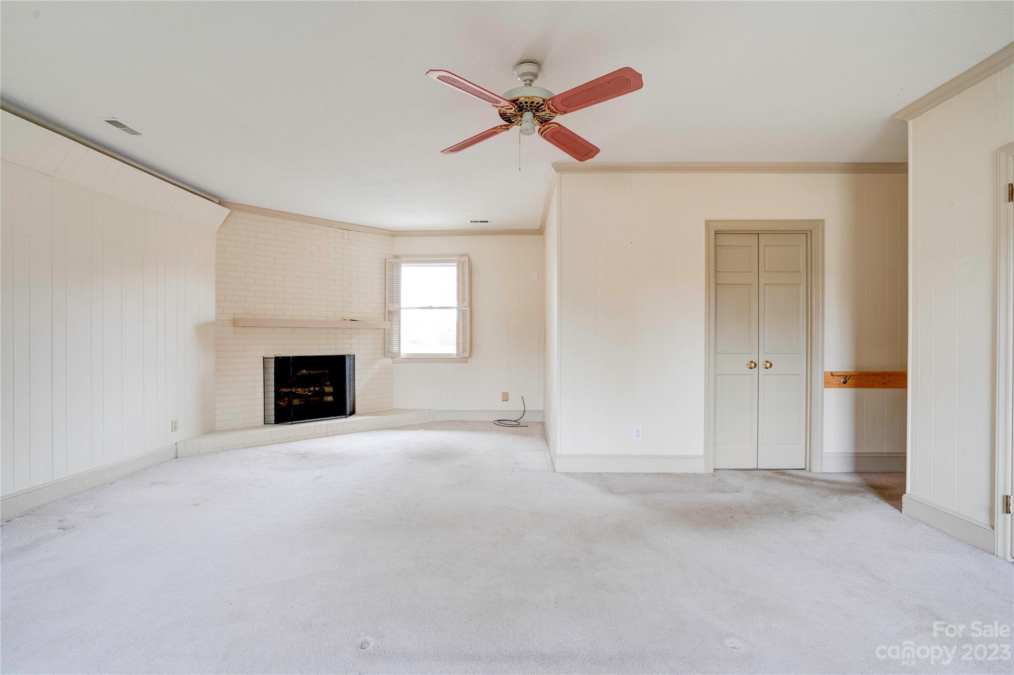 Country Club - Residential