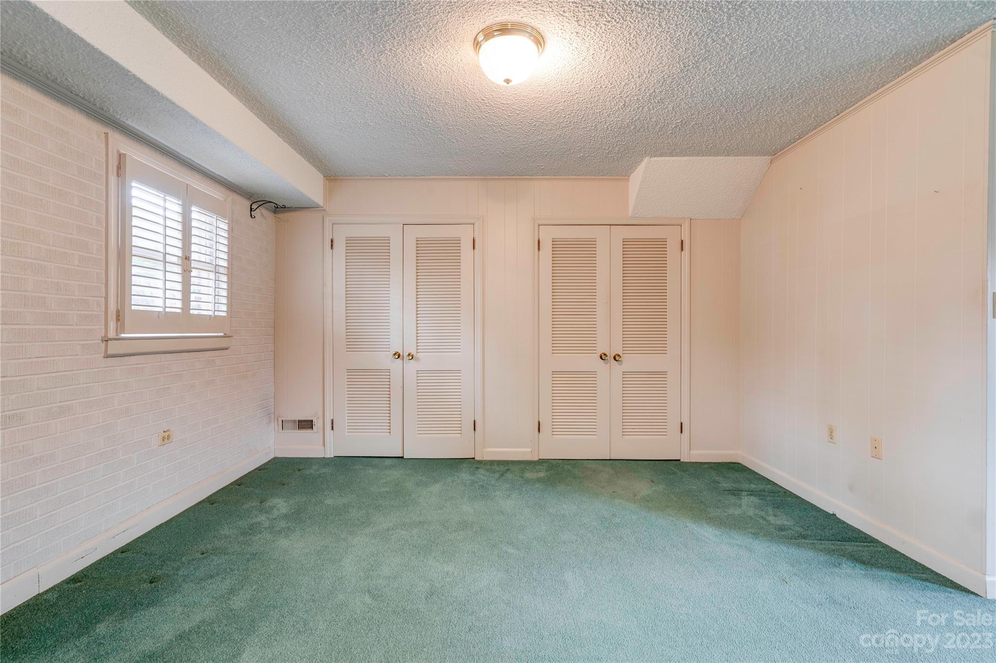 Country Club - Residential