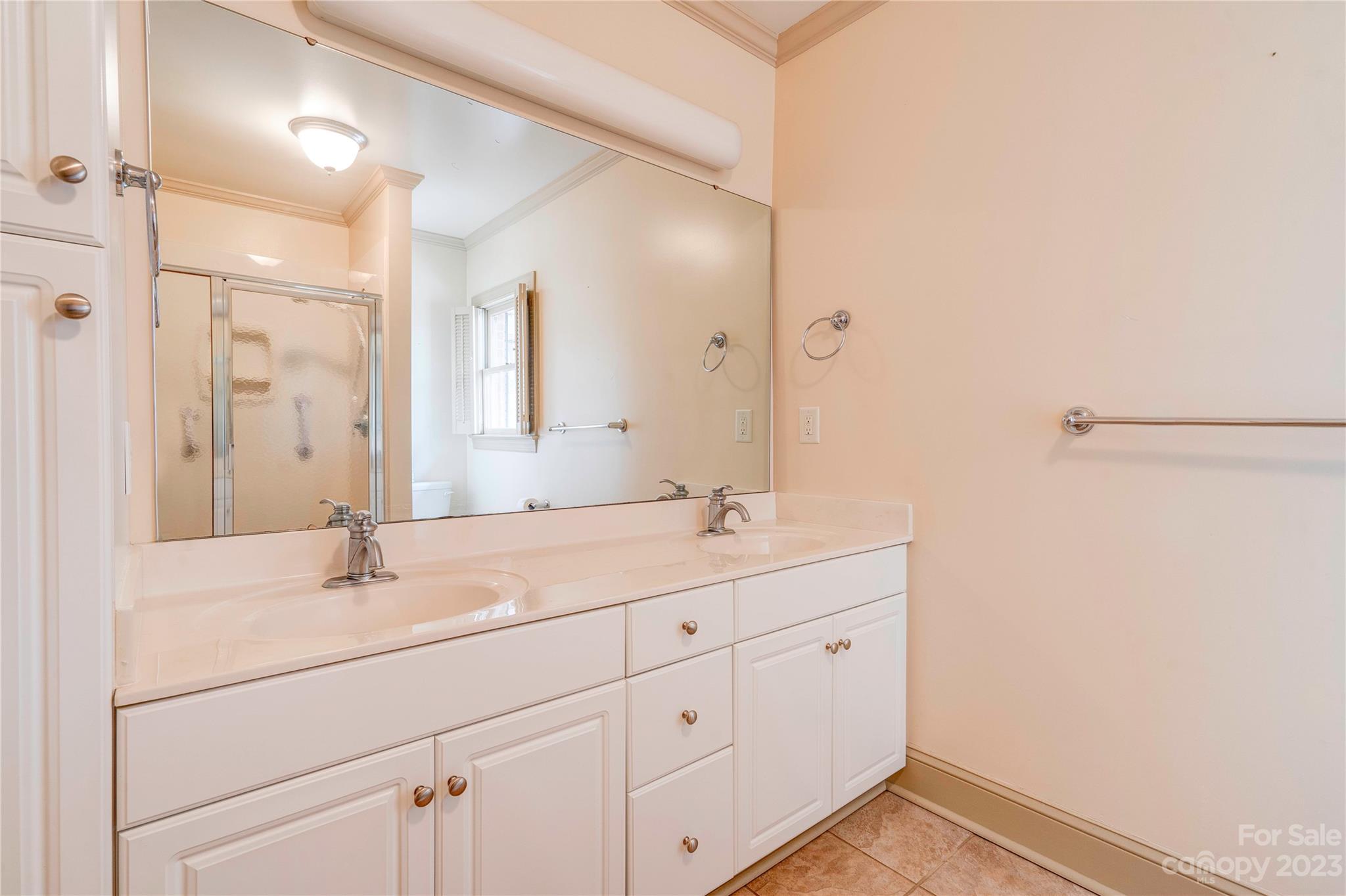 Country Club - Residential