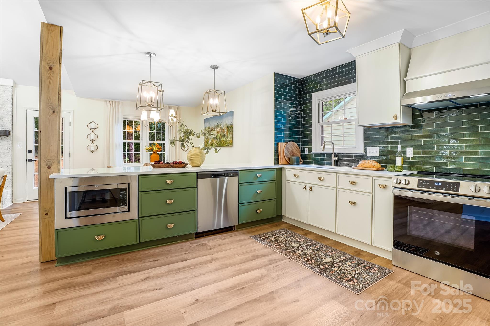 Lewis Forest - Residential