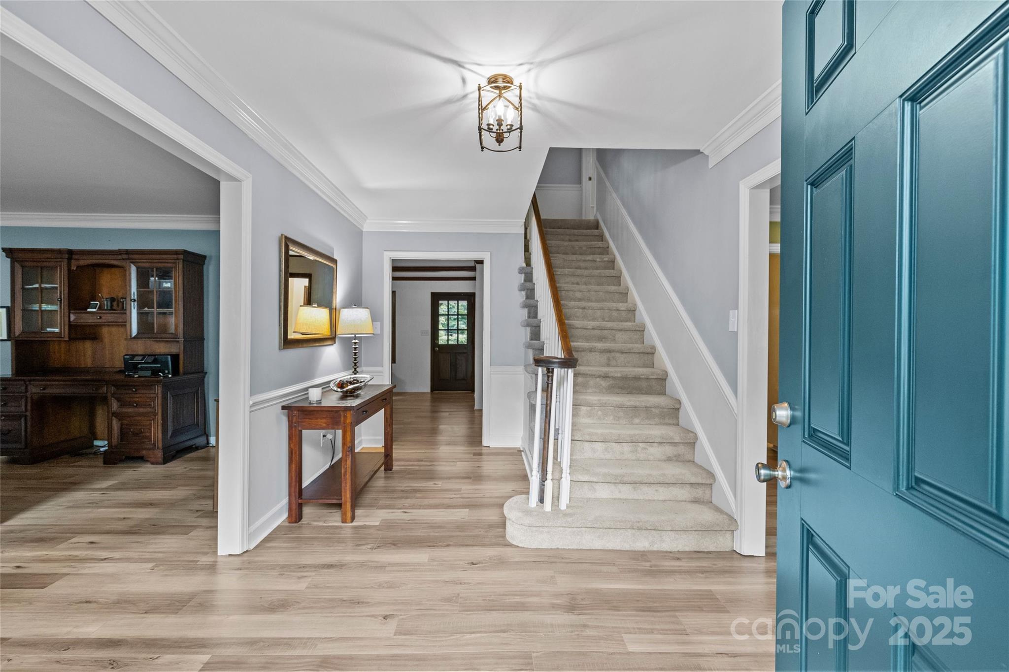 2917 Rustic Lane