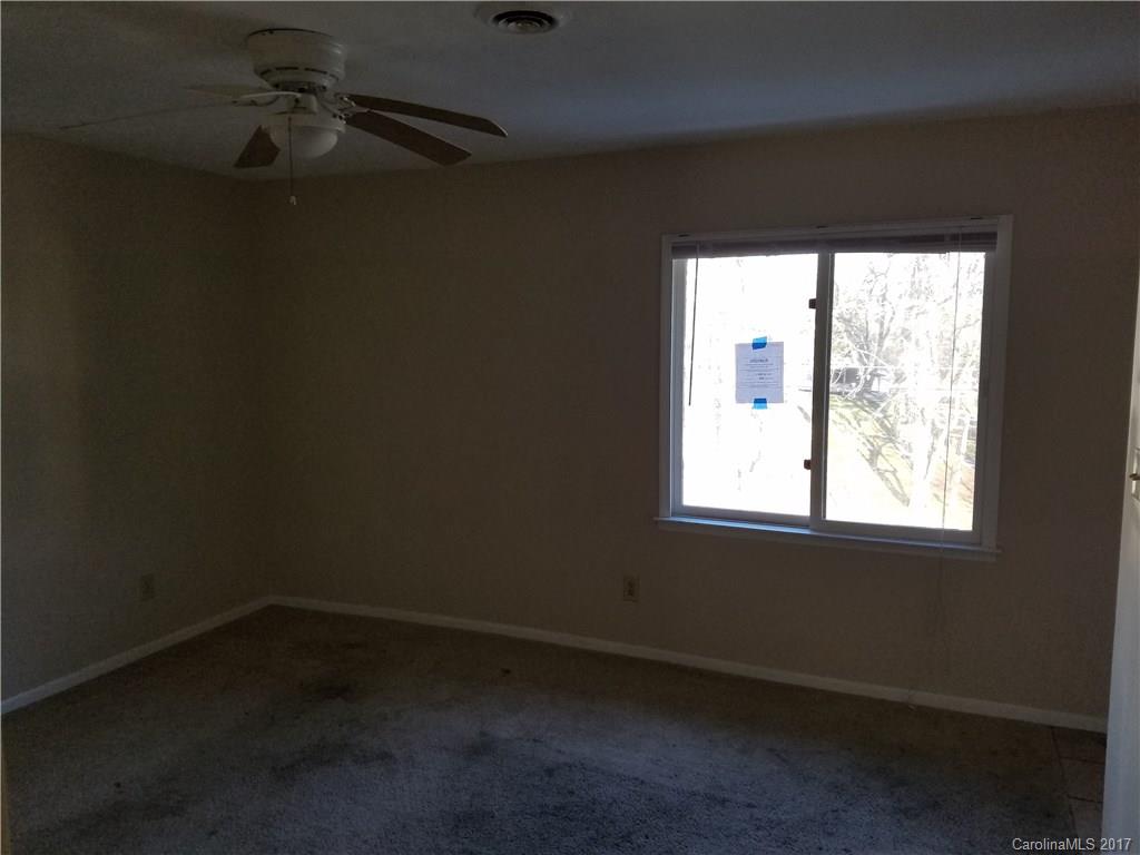 Kanuga Place Condos - Residential