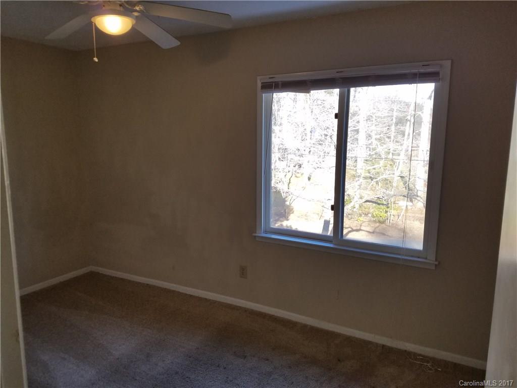 Kanuga Place Condos - Residential