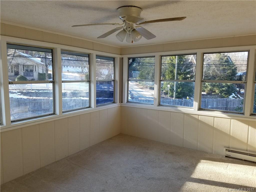 Kanuga Place Condos - Residential