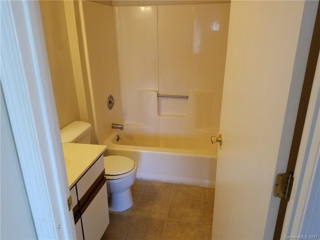 Kanuga Place Condos - Residential