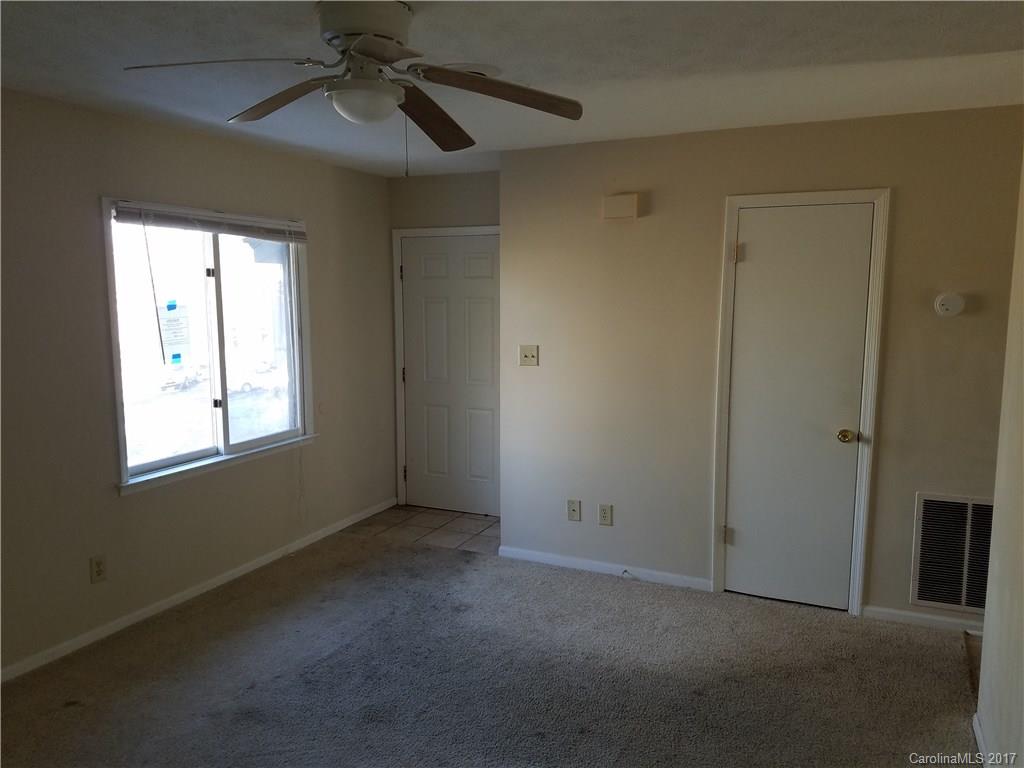 Kanuga Place Condos - Residential