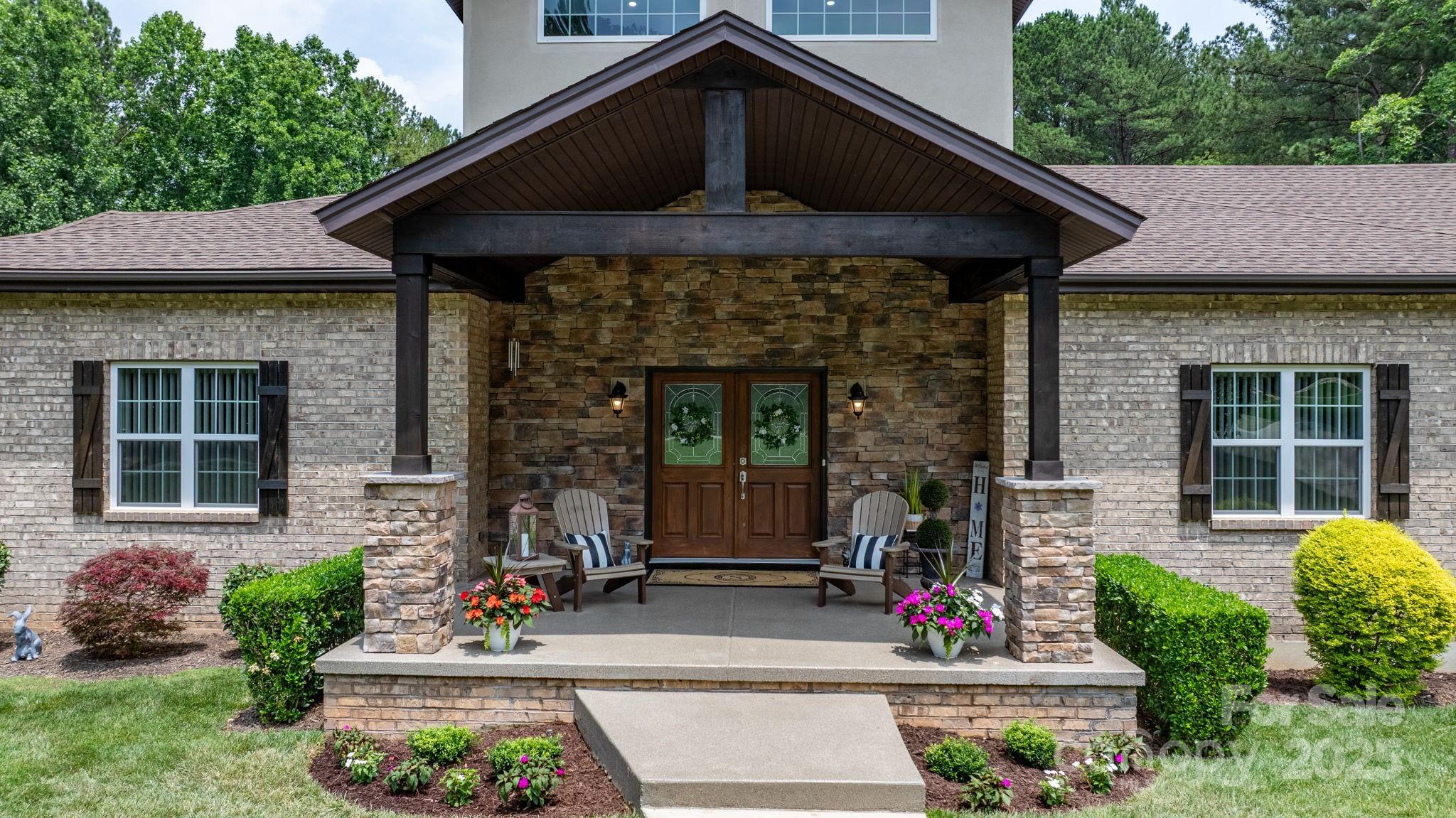 4616 Gold Finch Drive