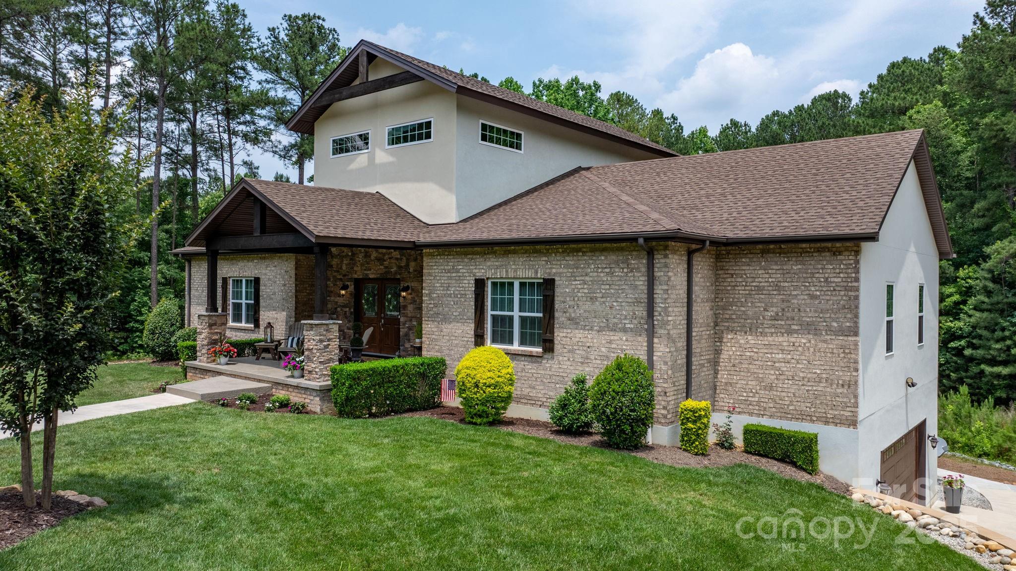 4616 Gold Finch Drive