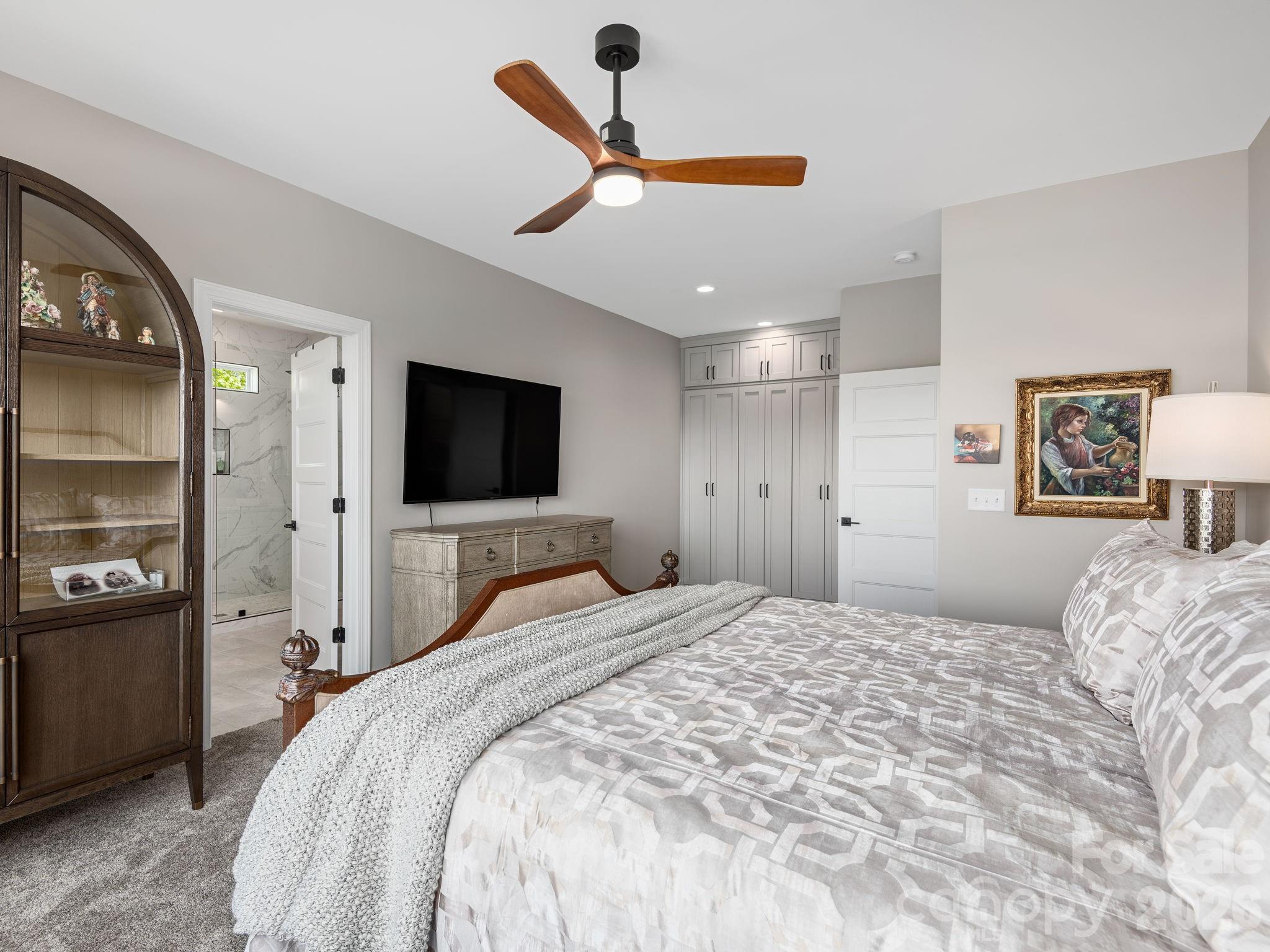 Crystal Heights - Residential