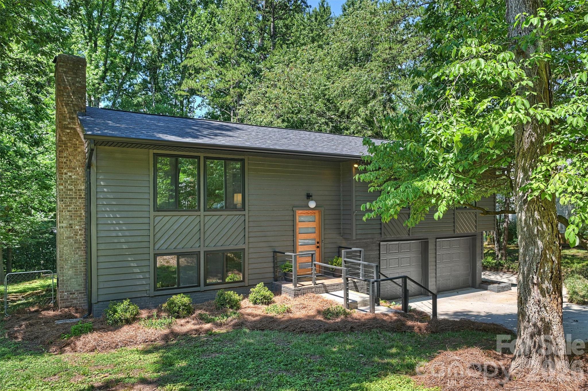7323 Rollingridge Drive