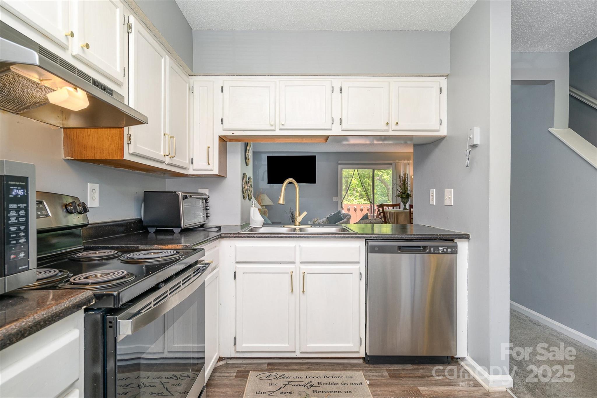 Alexander Towne - Residential