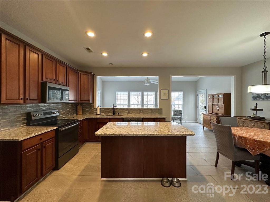 Sutton Place - Residential