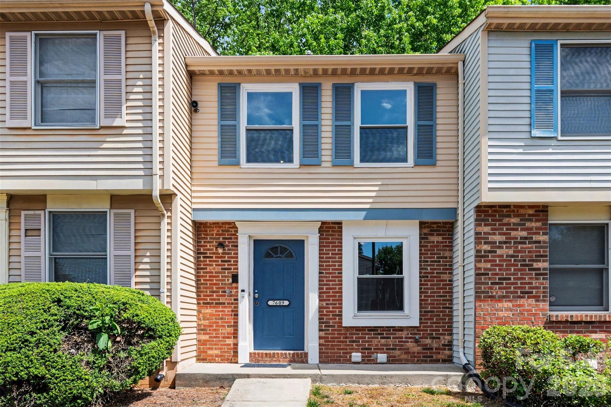 7609 Holly Grove Court