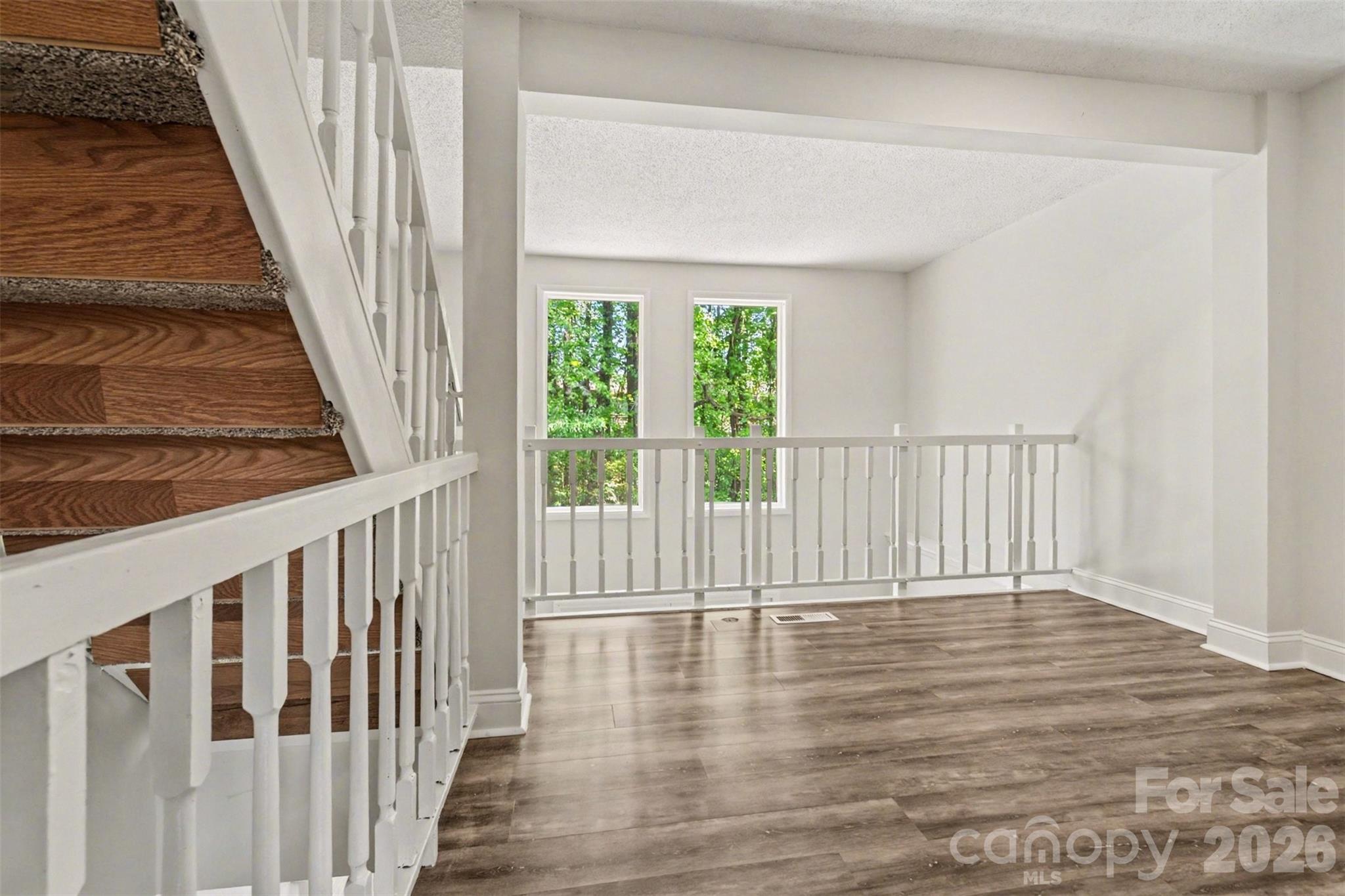 Holly Grove - Residential