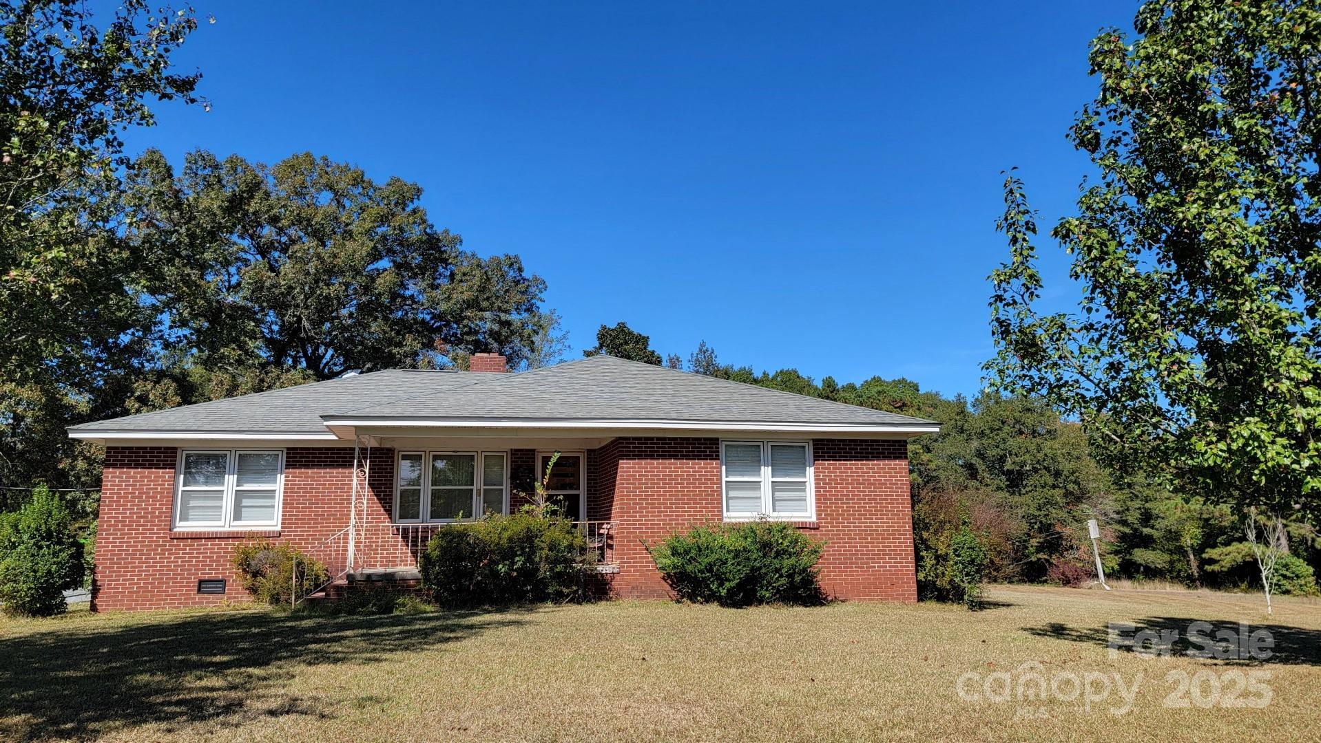 5921 Lancaster Highway