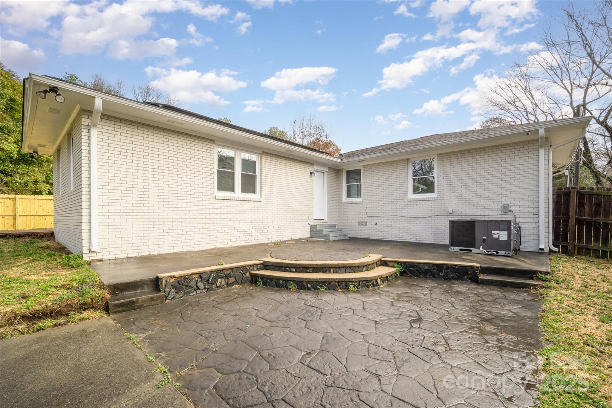 Sharonbrook - Residential