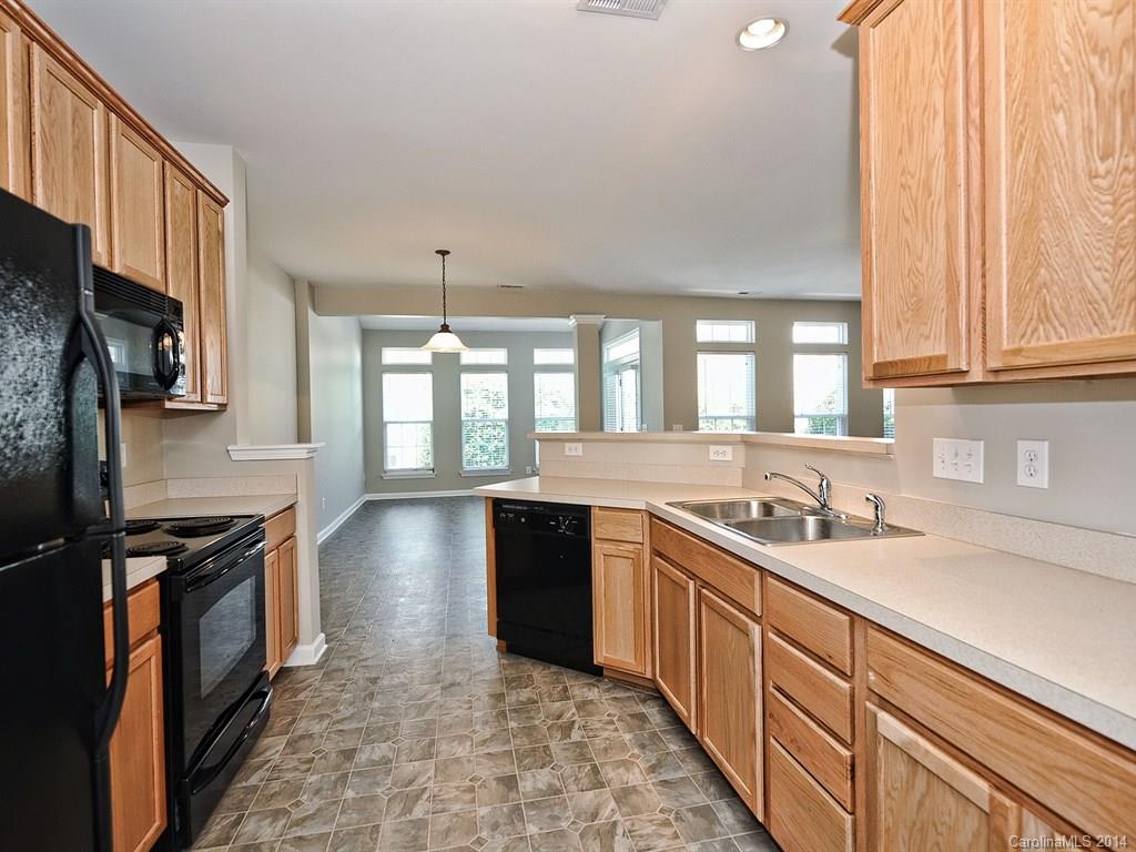 Fairway Townhouses - Residential