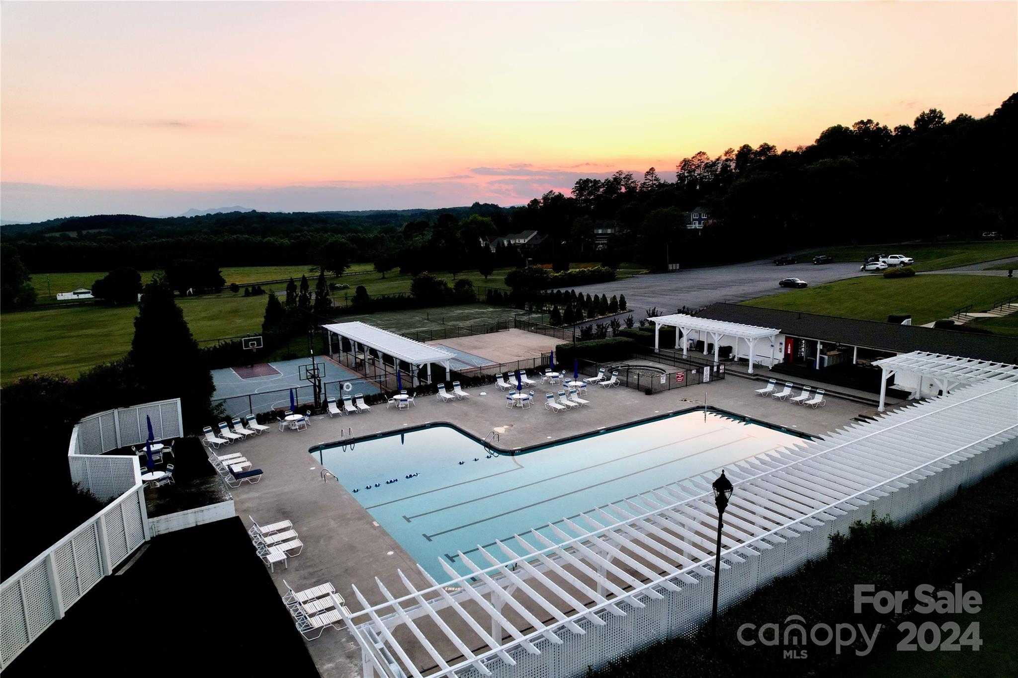 Moss Drive at Cleghorn - Land