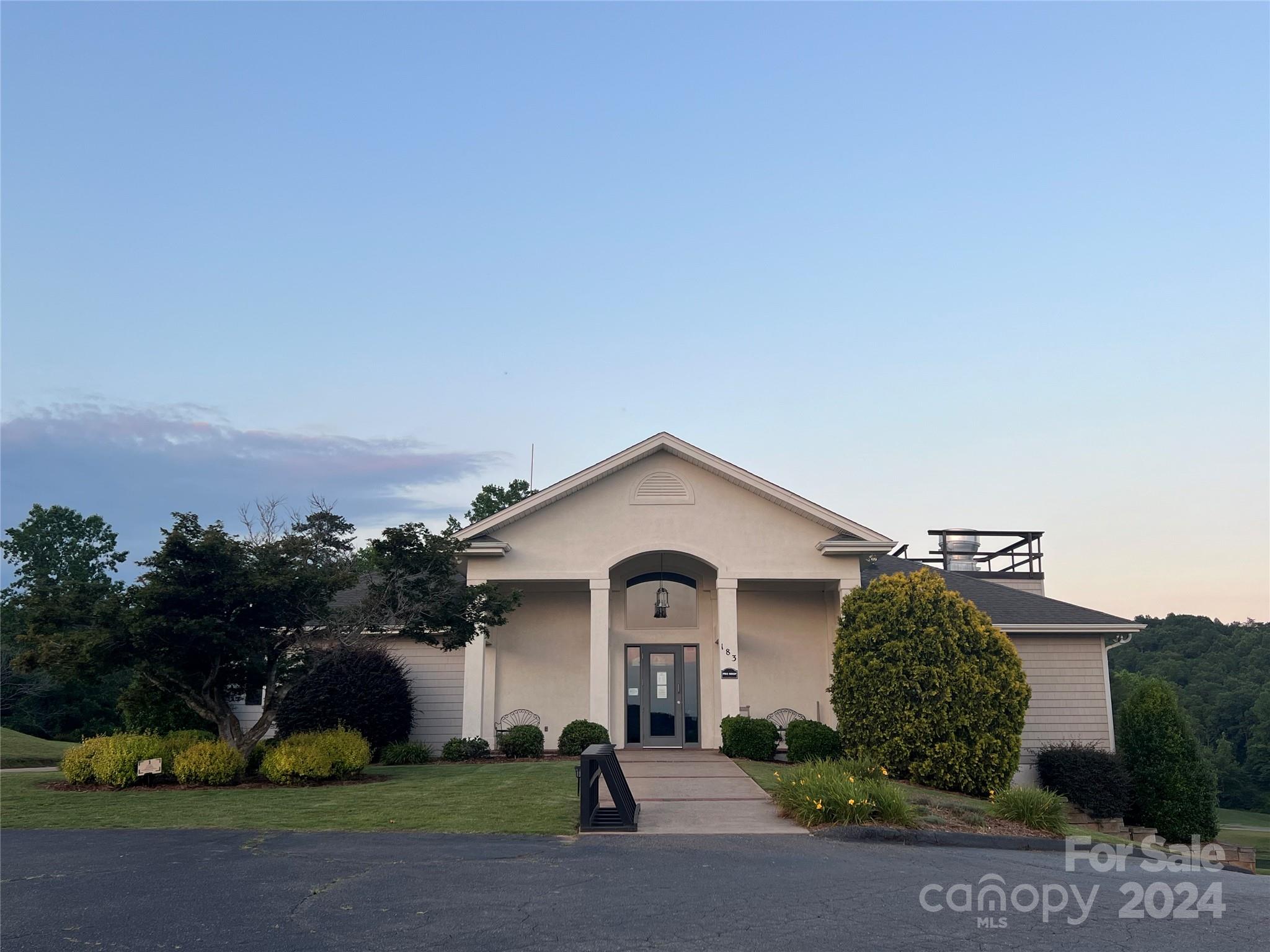 Moss Drive at Cleghorn - Land