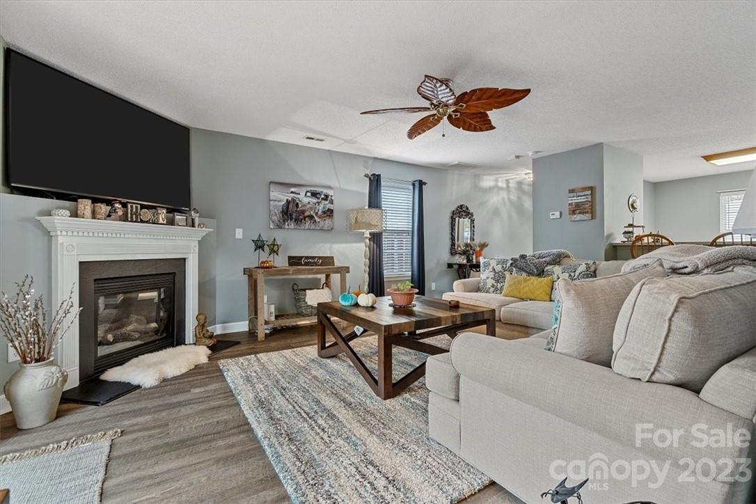 Clover Meadows - Residential