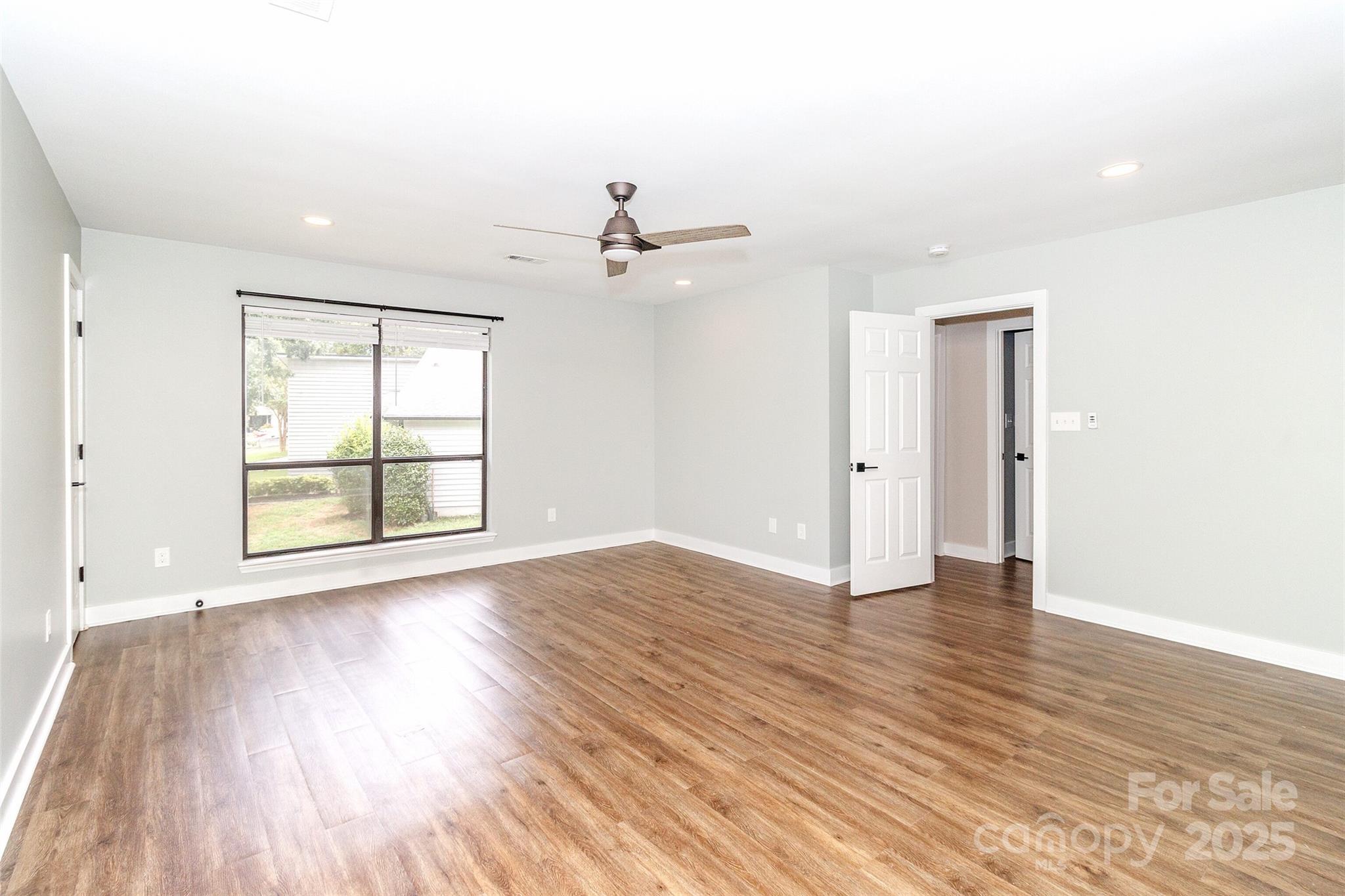 Cedar Wood - Residential