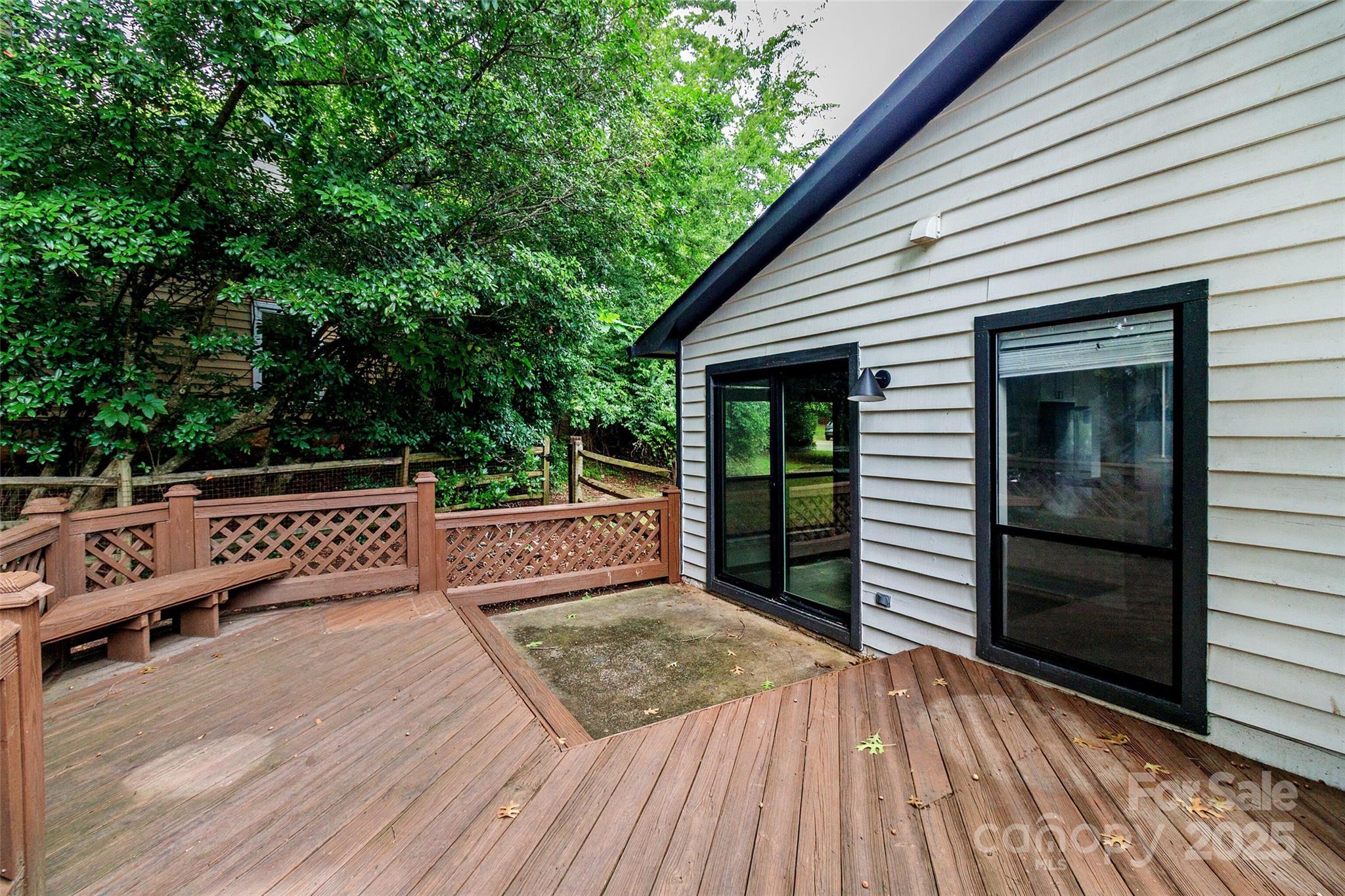 Cedar Wood - Residential