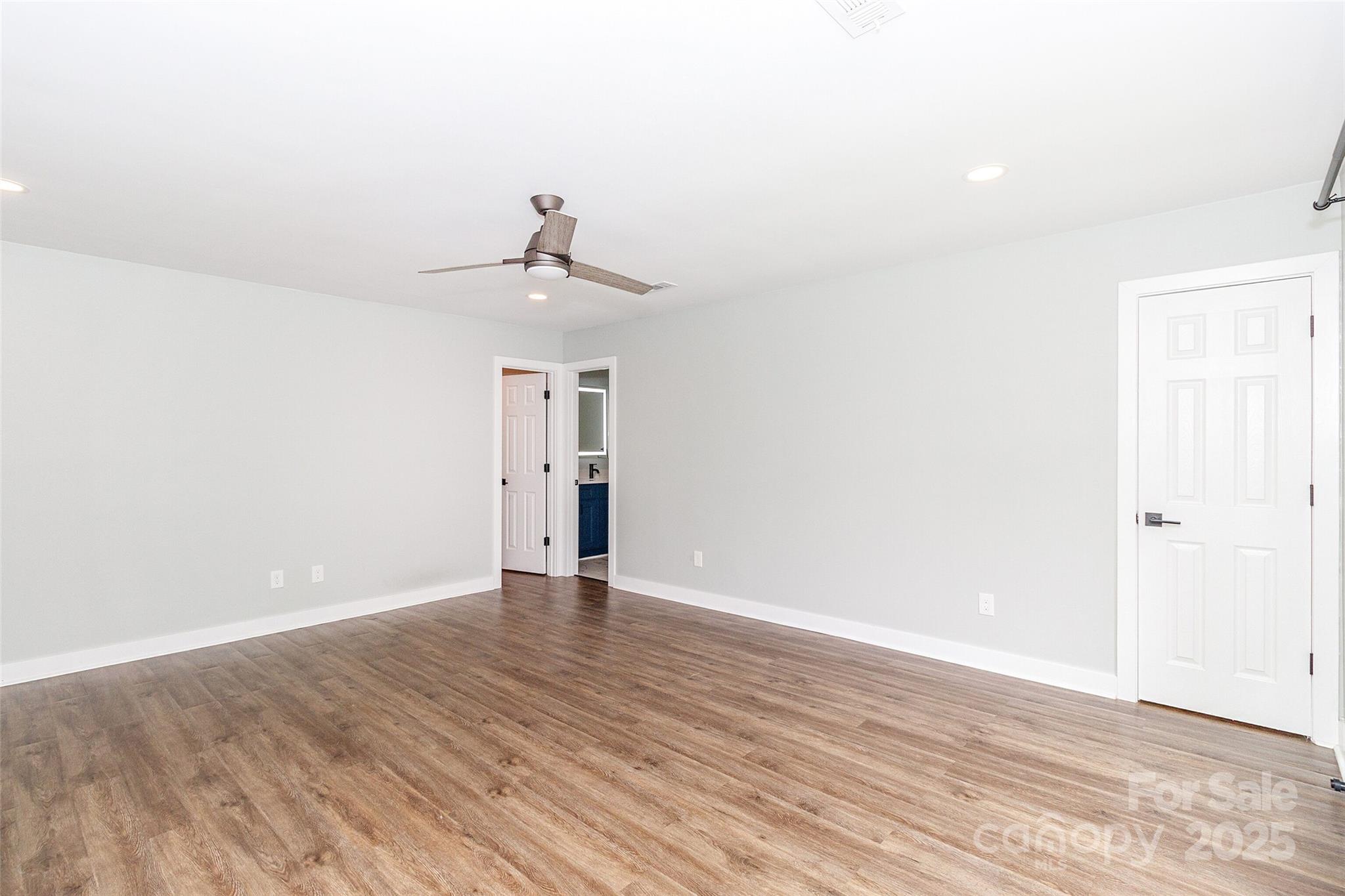 Cedar Wood - Residential