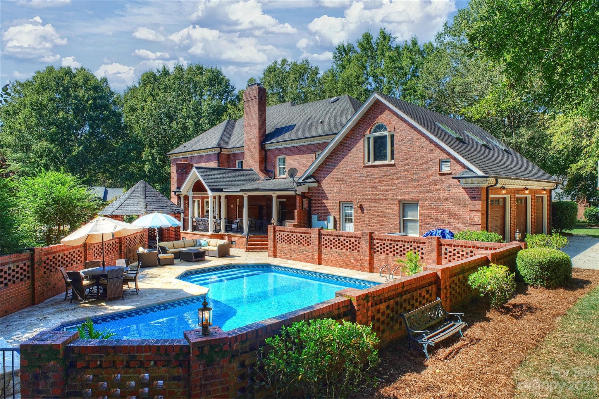 Quail View - Residential