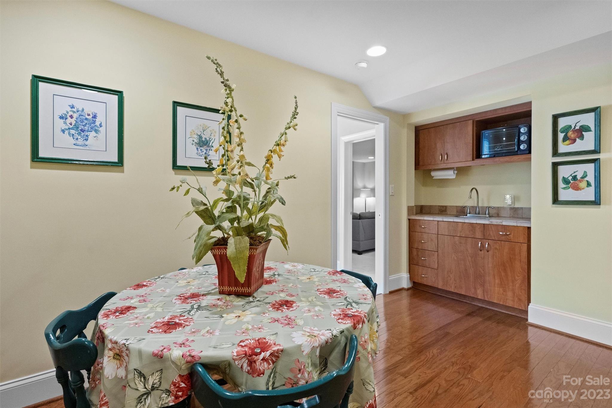 Quail View - Residential