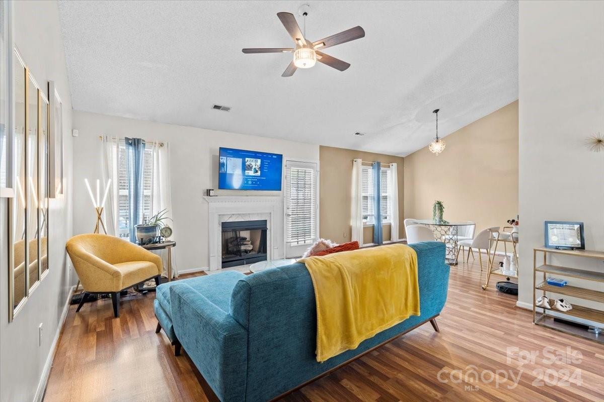 Summit Hills - Residential