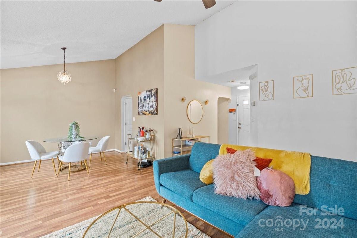 Summit Hills - Residential