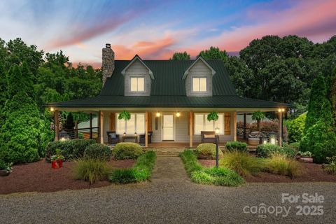 1363 John Cline Court Lincolnton NC 28092