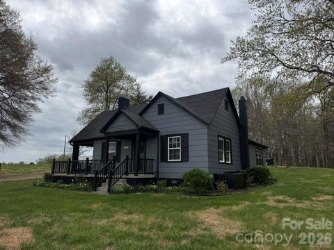 Photo of 1975 Three Forks Church Road, Taylorsville, NC 28681 (MLS # 4367238)