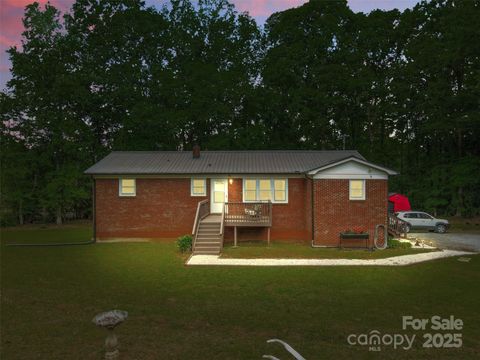 1792 Hoffman Road Gastonia NC 28054