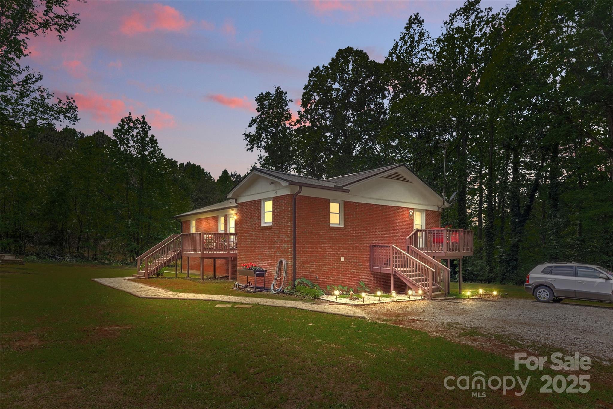 1792 Hoffman Road
