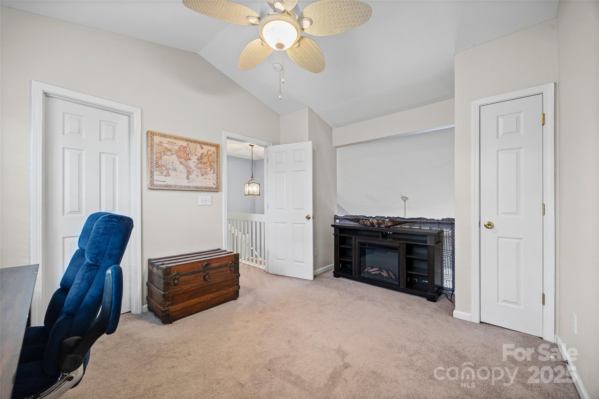 The Townes At River Crossing - Residential