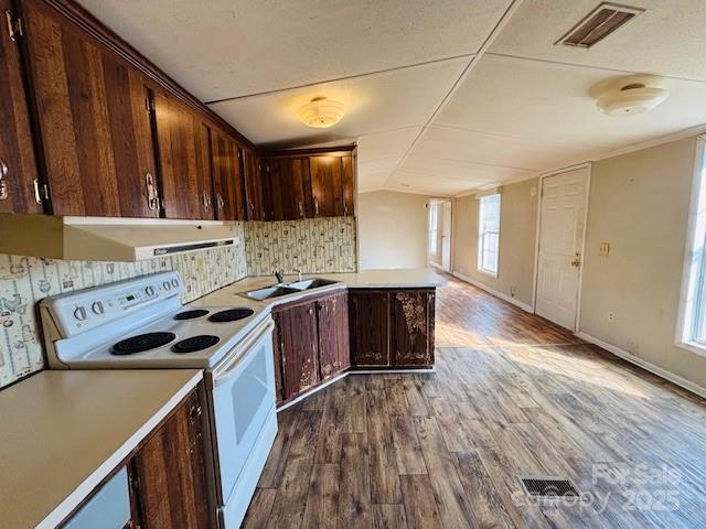 128 W B Philbeck Road