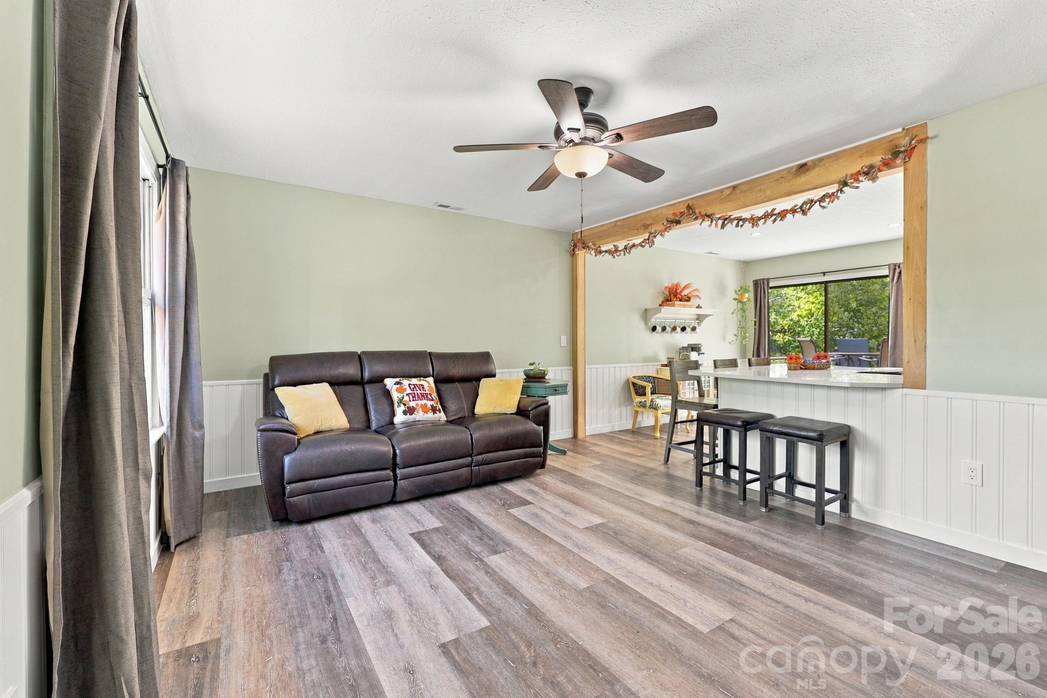 204 Oakdale Road