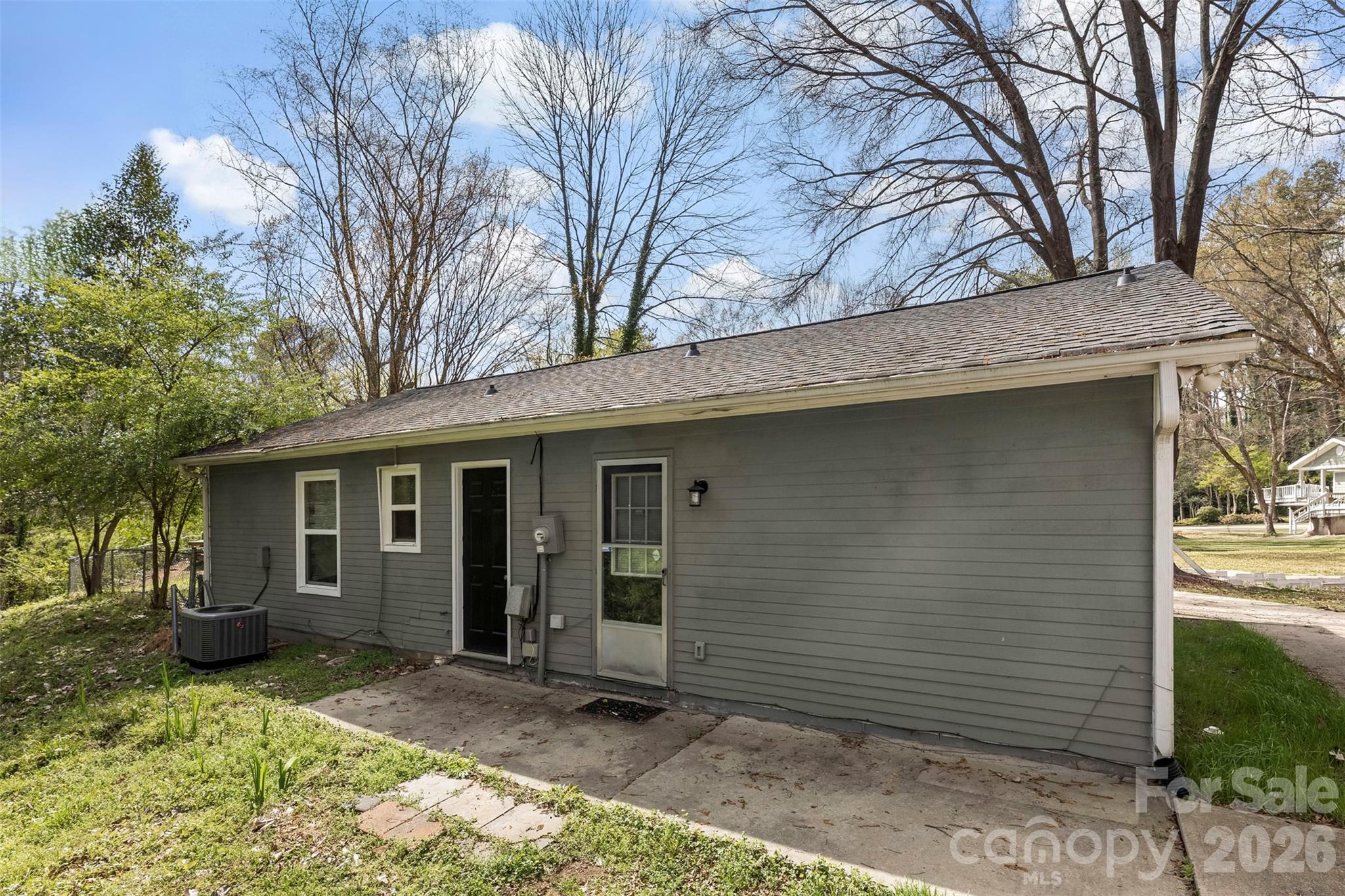 Four Seasons - Residential