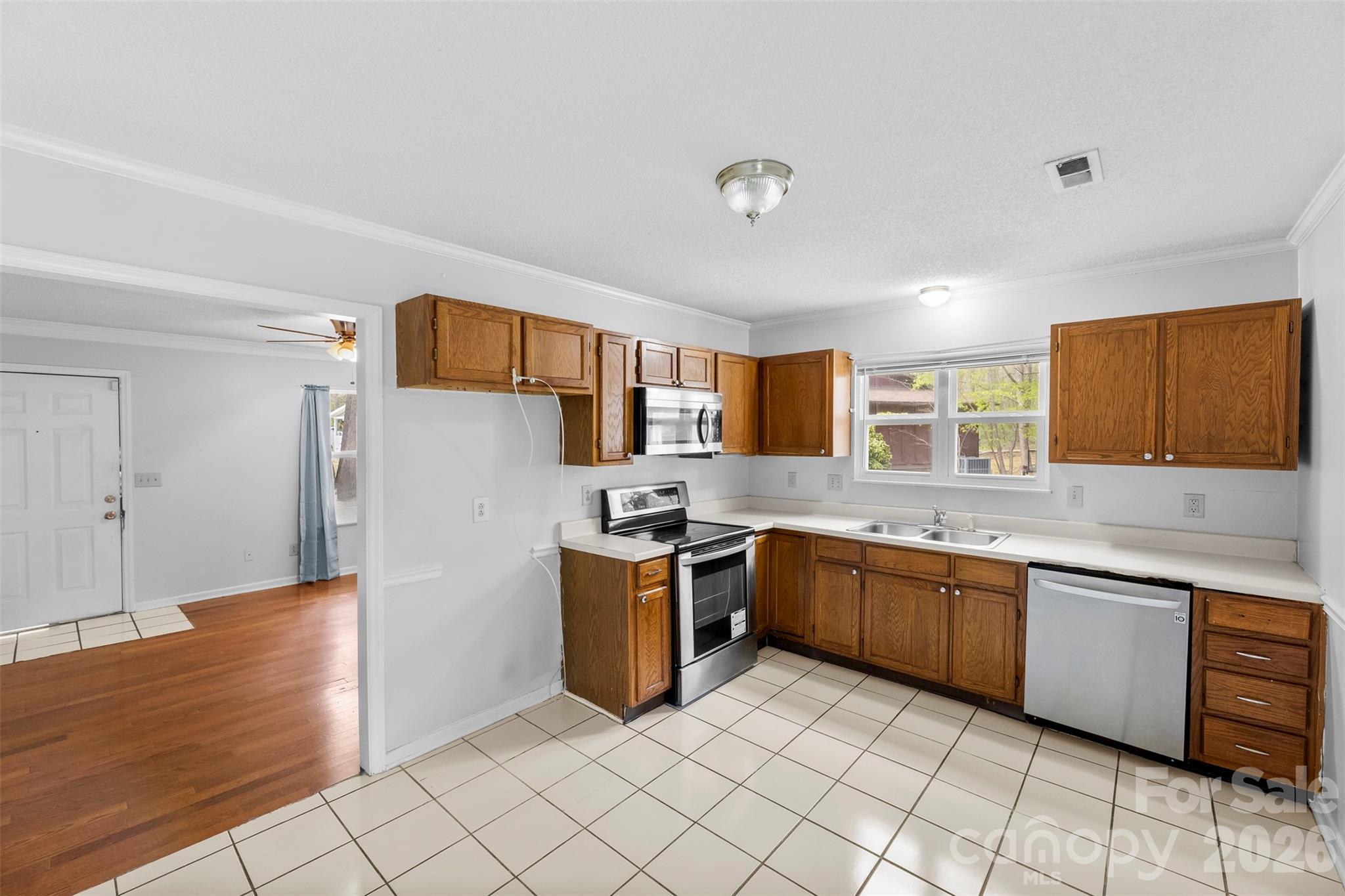 Four Seasons - Residential