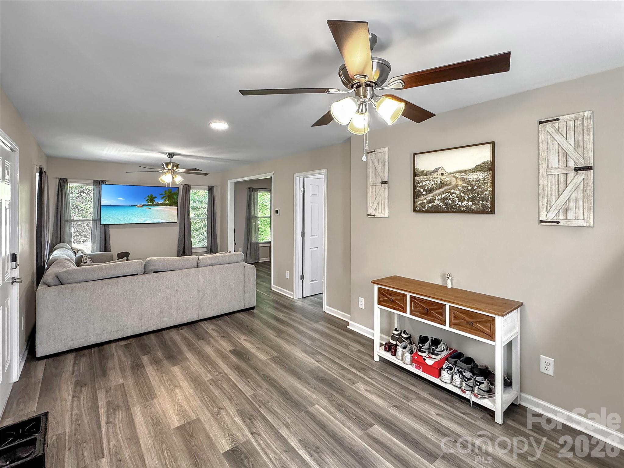 1909 Glenwood Street