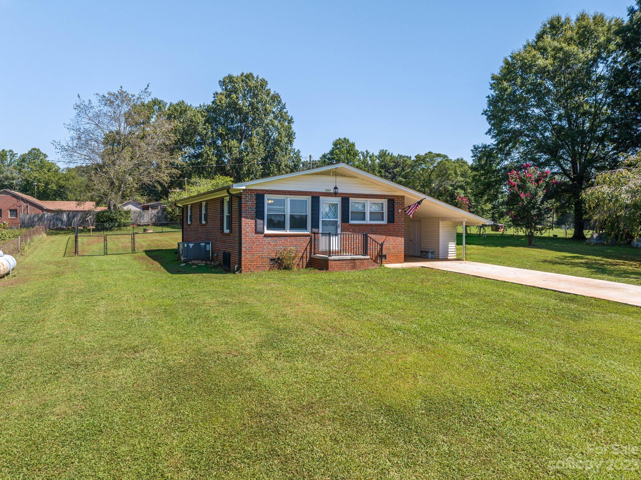 Lincoln Park - Residential