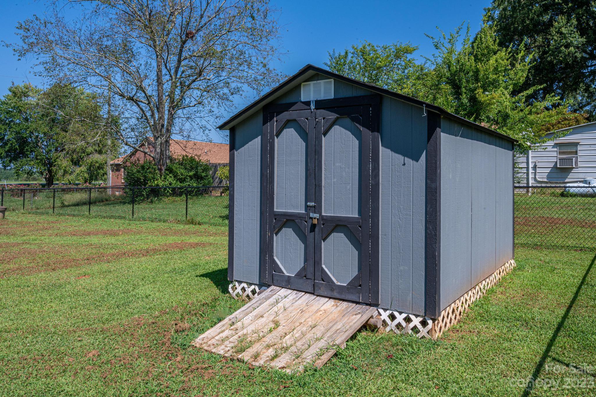 Lincoln Park - Residential