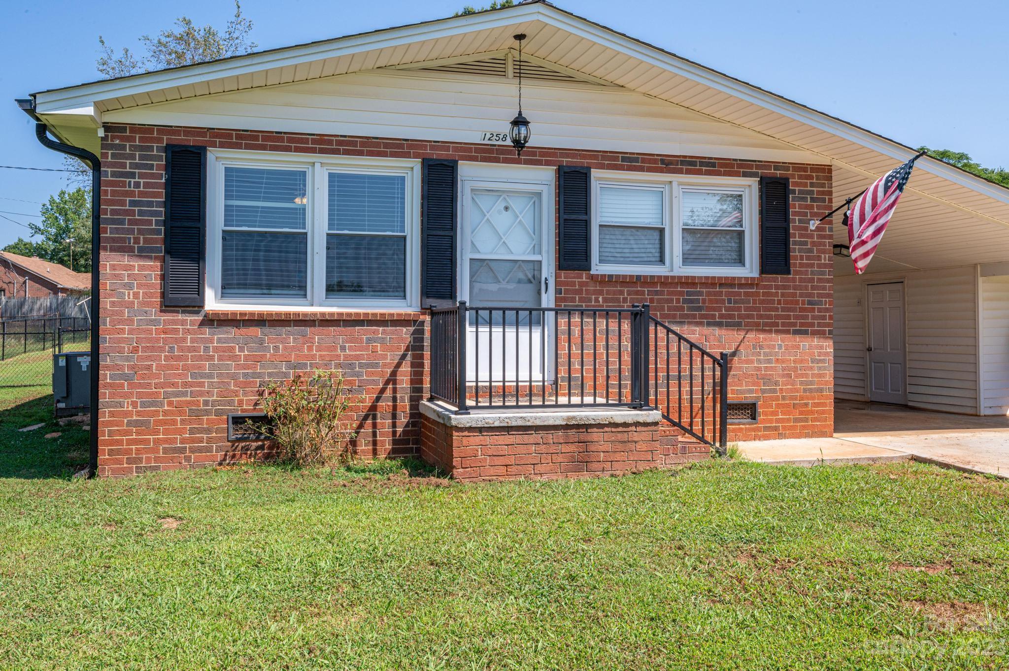 Lincoln Park - Residential