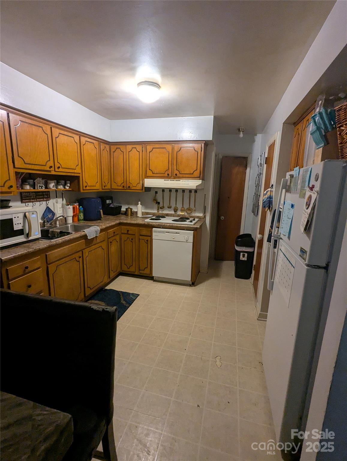 501 & 503 Blendwood Drive