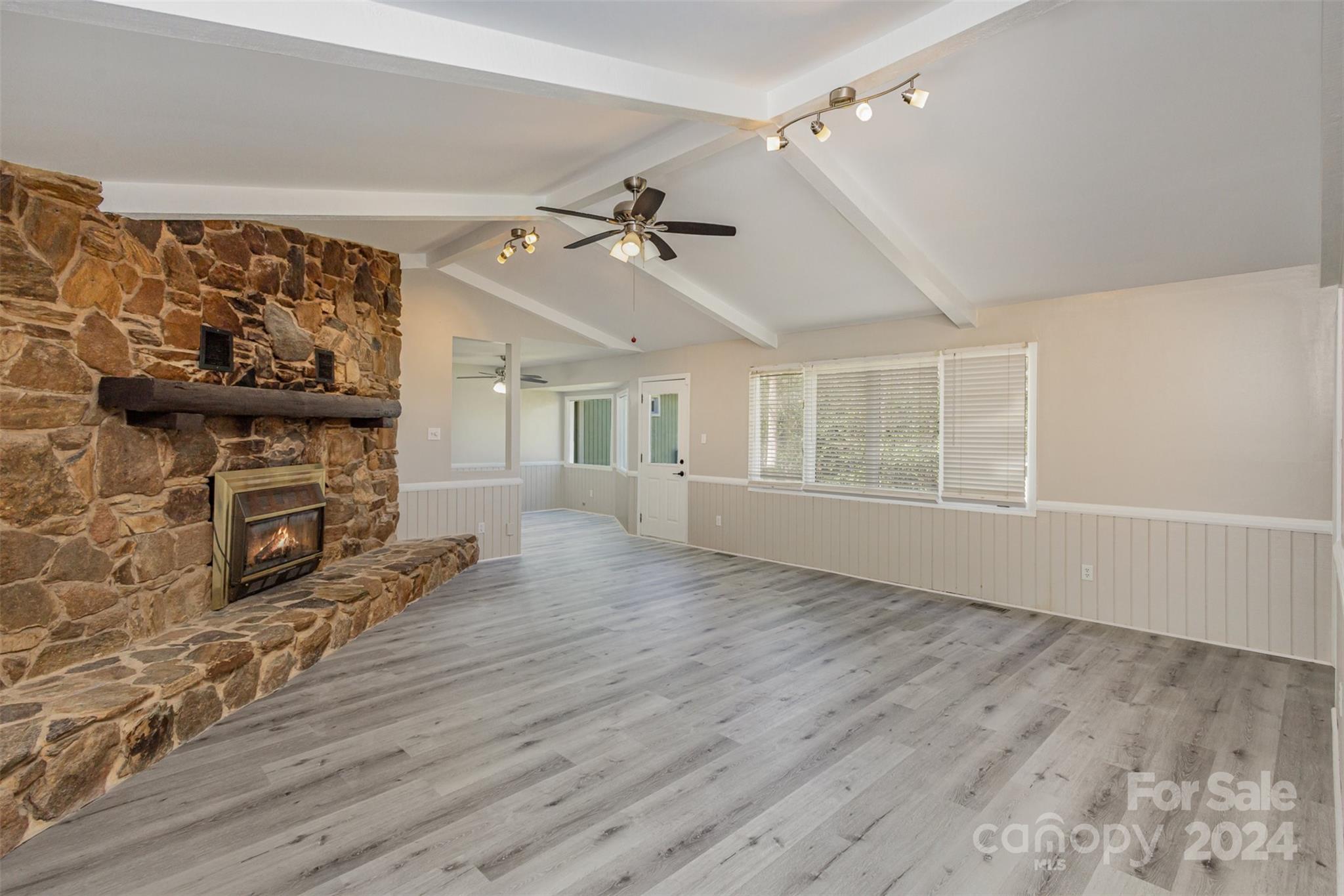 Olde Williamsburg - Residential