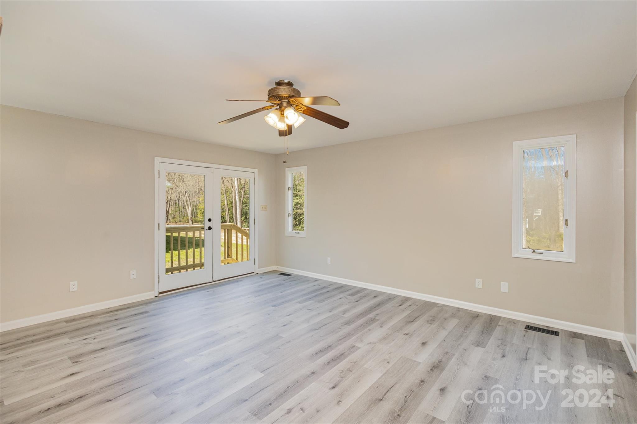 Olde Williamsburg - Residential