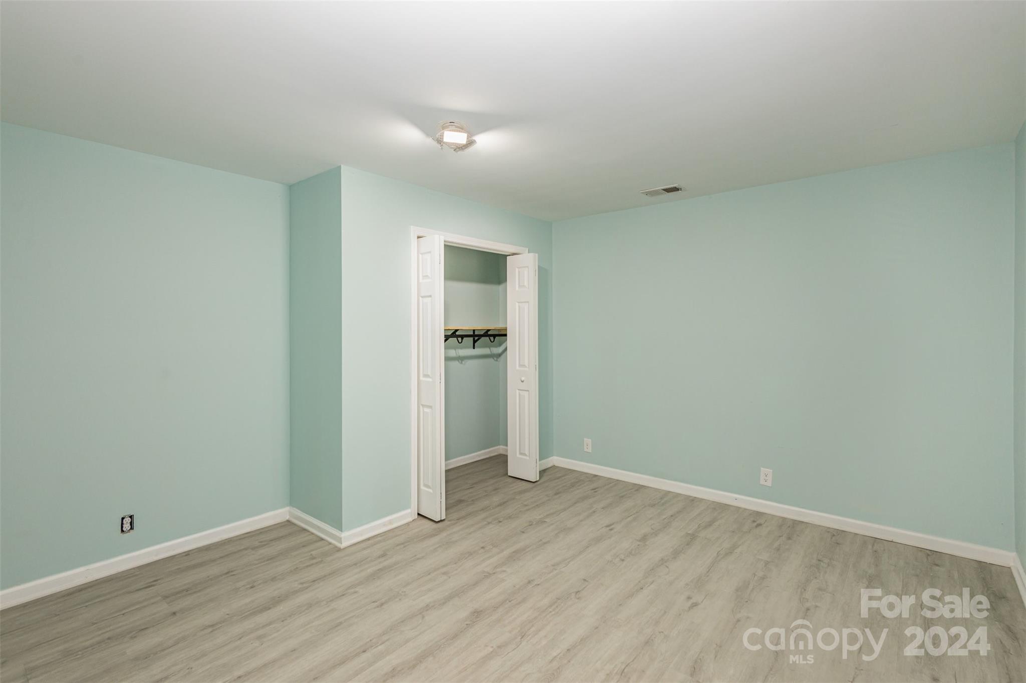 Olde Williamsburg - Residential