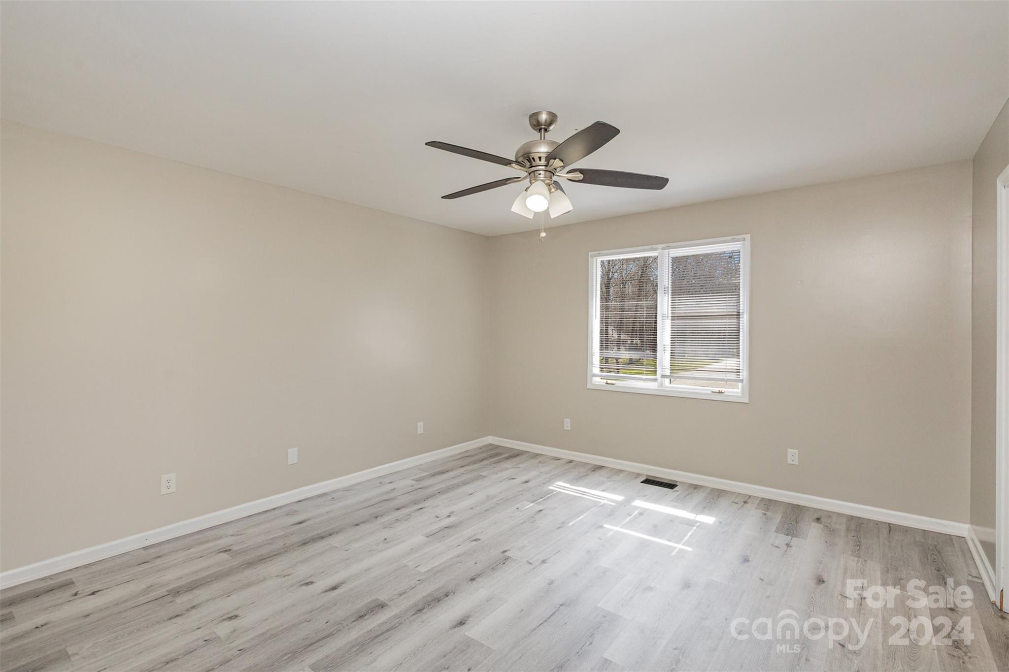 Olde Williamsburg - Residential